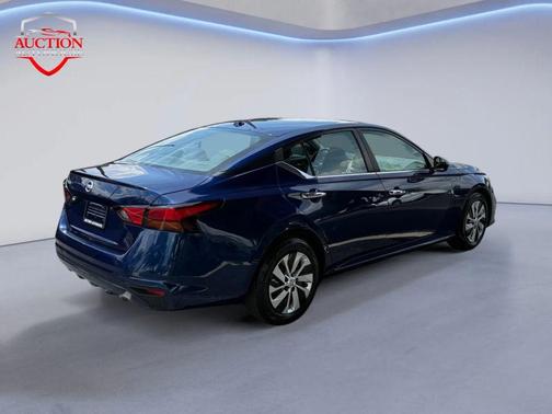 2020 Nissan Altima S FWD