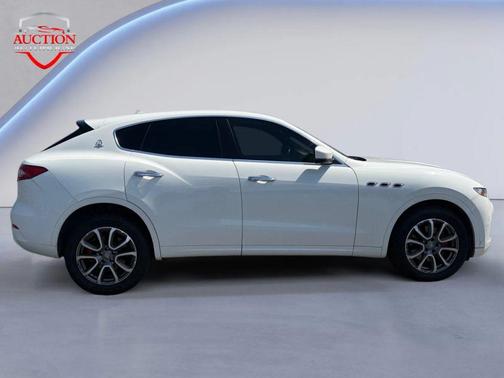 2019 Maserati Levante Base