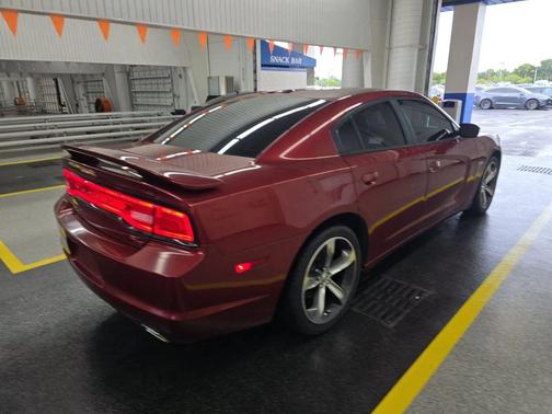 2014 Dodge Charger R/T