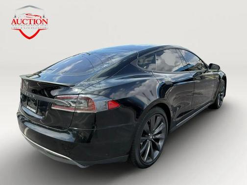 2013 Tesla Model S Performance