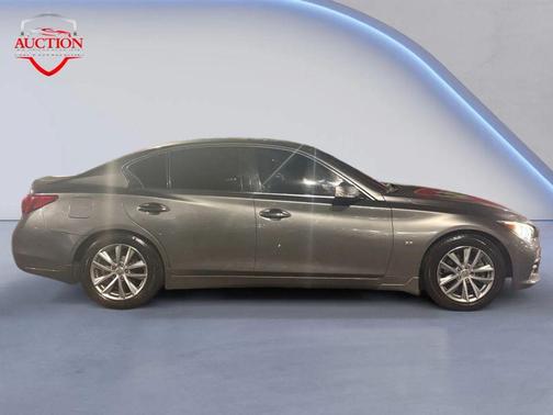 2015 INFINITI Q50 Premium