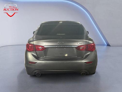 2015 INFINITI Q50 Premium