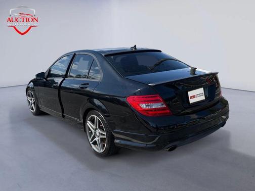 2011 Mercedes-Benz C-Class C 300 4MATIC Luxury