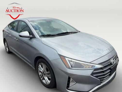Stellar Silver 2020 Hyundai ELANTRA SEL