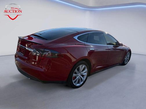 2015 Tesla Model S P85D