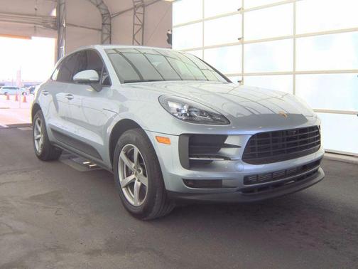 2019 Porsche Macan Sport Utility 4D
