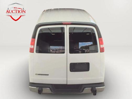 Summit White 2024 Chevrolet Express 2500 RWD 2500 Regular Wheelbase WT