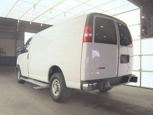 2024 Chevrolet Express 2500 RWD 2500 Regular Wheelbase WT
