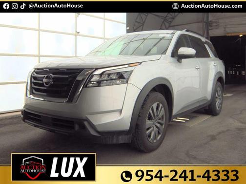2025 Nissan Pathfinder SV FWD