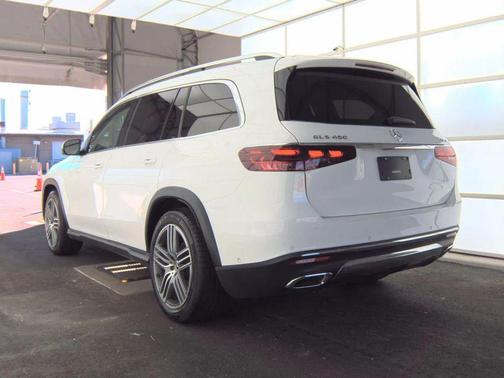 2024 Mercedes-Benz GLS 450 4MATIC