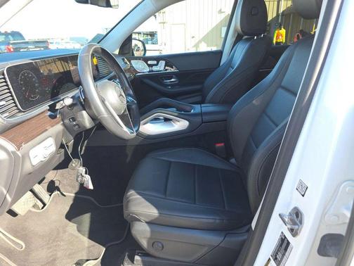 2024 Mercedes-Benz GLS 450 4MATIC