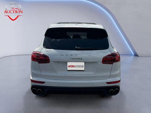 2016 Porsche Cayenne Cayenne S E-Hybrid