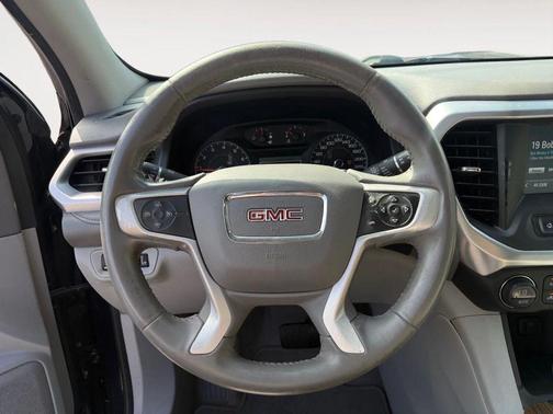 2017 GMC Acadia SLE-1