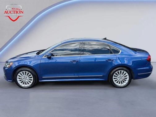 2017 Volkswagen Passat 1.8T SE