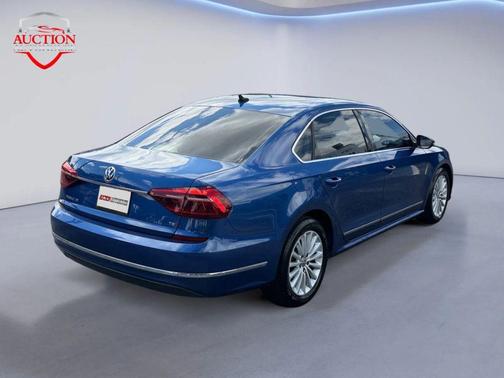 2017 Volkswagen Passat 1.8T SE
