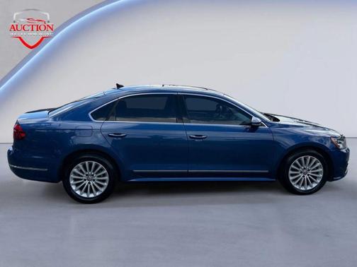 2017 Volkswagen Passat 1.8T SE