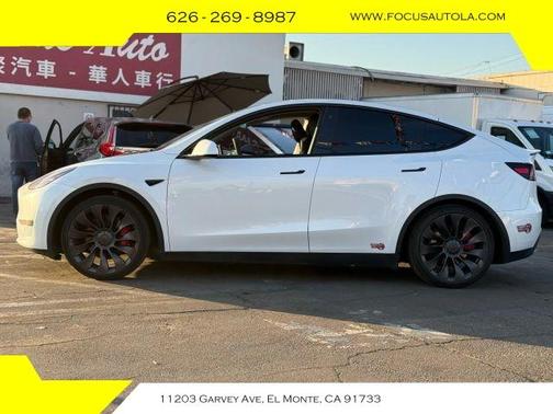 2023 Tesla Model Y Performance