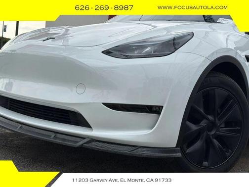 2025 Tesla Model Y Long Range