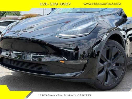 2025 Tesla Model Y Long Range