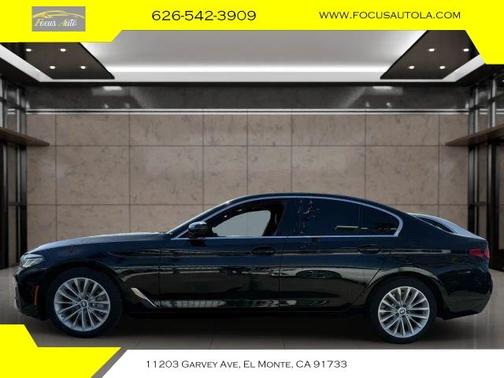2021 BMW 530 i