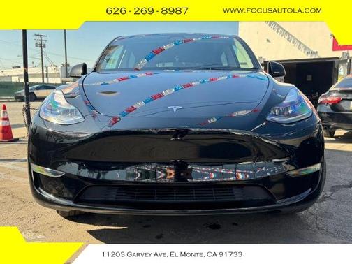 2025 Tesla Model Y Long Range