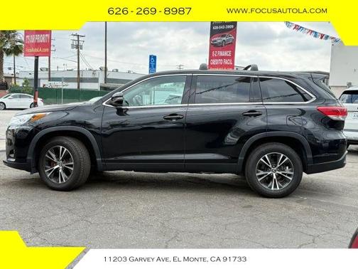 2019 Toyota Highlander LE