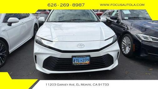 White 2025 Toyota Camry LE