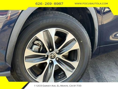 2022 Toyota Highlander Hybrid XLE
