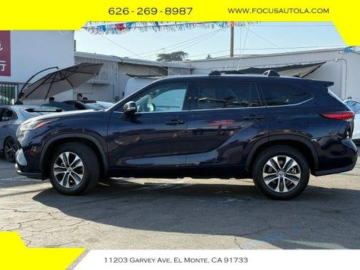 2022 Toyota Highlander Hybrid XLE