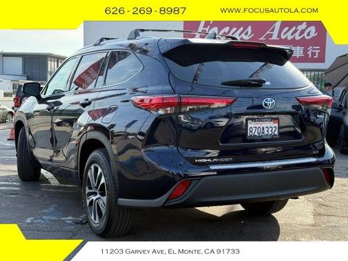 2022 Toyota Highlander Hybrid XLE