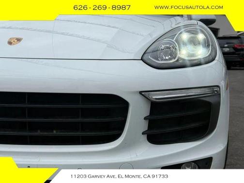 2016 Porsche Cayenne Base