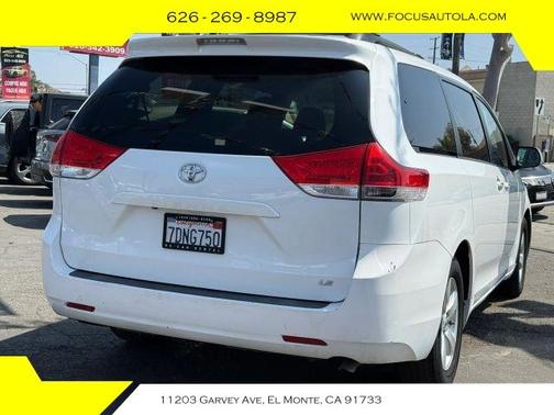2014 Toyota Sienna LE