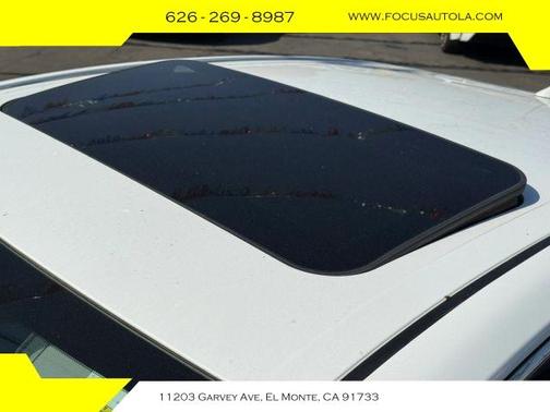 2019 Toyota Camry Hybrid SE