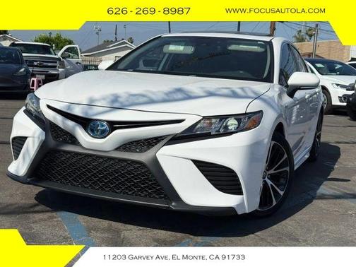 2019 Toyota Camry Hybrid SE