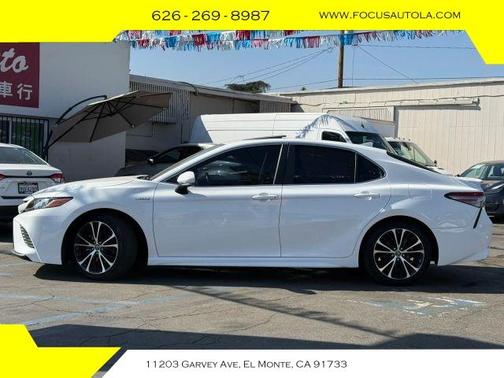 2019 Toyota Camry Hybrid SE