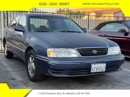 1999 Toyota Avalon XL