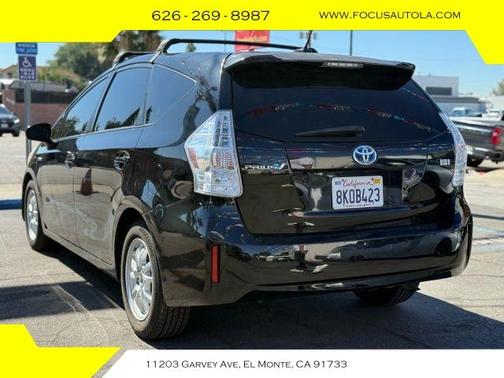 2014 Toyota Prius v Three
