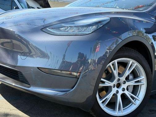 2022 Tesla Model Y Long Range