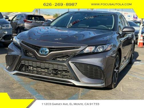 2024 Toyota Camry Hybrid SE