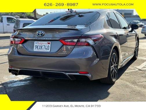 2024 Toyota Camry Hybrid SE