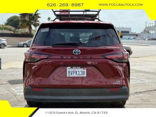 2021 Toyota Sienna LE