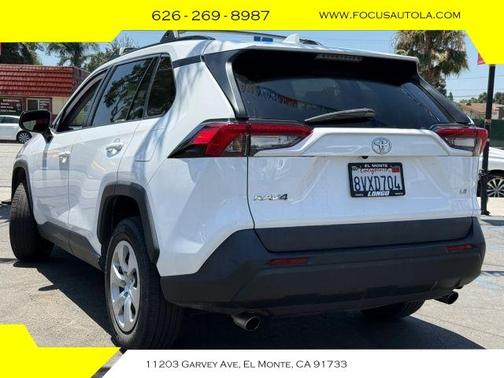 2021 Toyota RAV4 LE