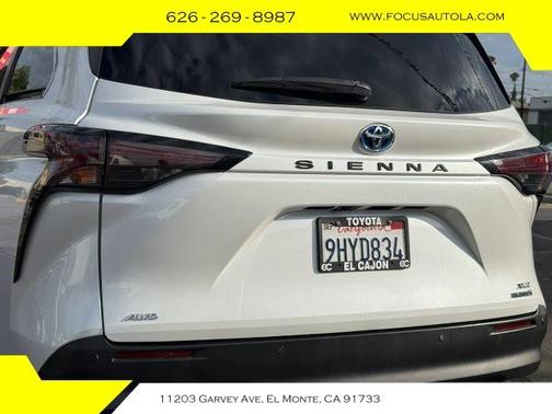 2023 Toyota Sienna XLE