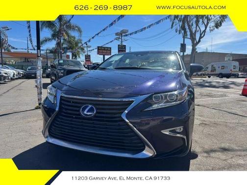 2016 Lexus ES 300h Base