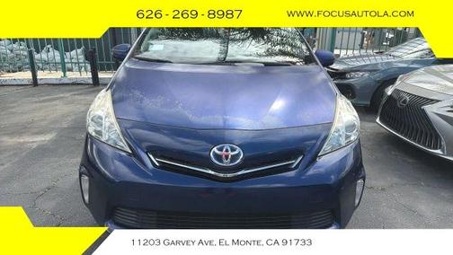 2014 Toyota Prius v Two