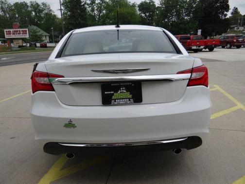 2012 Chrysler 200 Limited