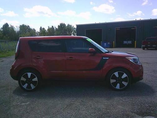 Wild Orange 2018 Kia Soul +