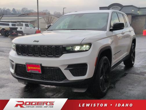 2025 Jeep Grand Cherokee Altitude