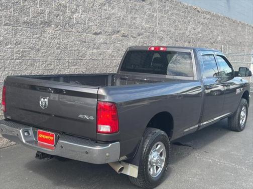 2017 RAM 3500 Tradesman Crew Cab 4x4 8' Box
