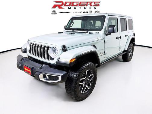 2024 Jeep Wrangler 4-Door Sahara 4x4
